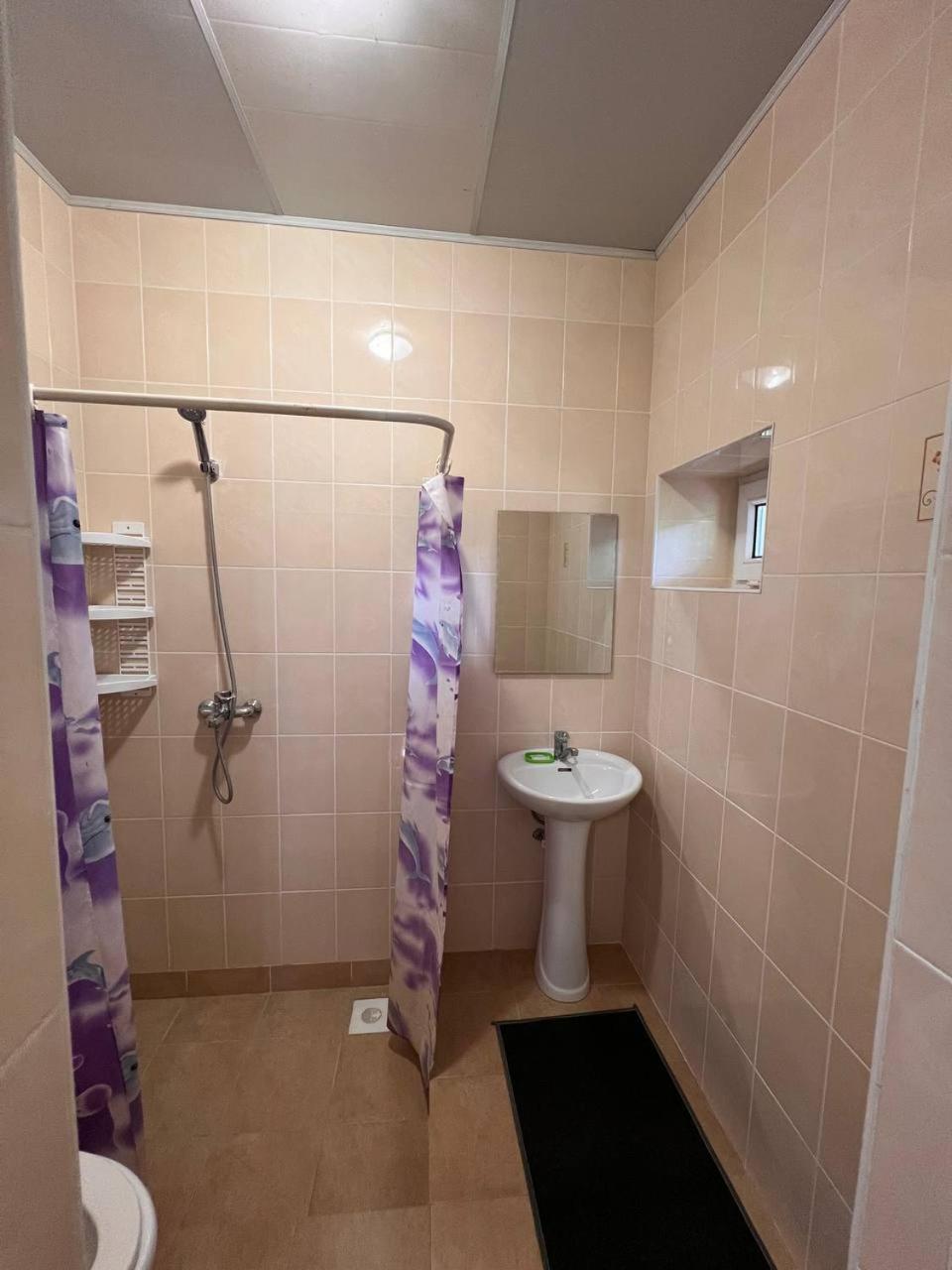 Podsolnukhi Guest House Cholpon-Ata Kültér fotó