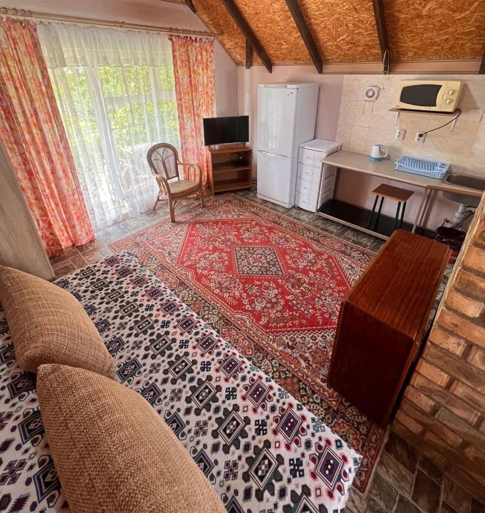 Podsolnukhi Guest House Cholpon-Ata Kültér fotó