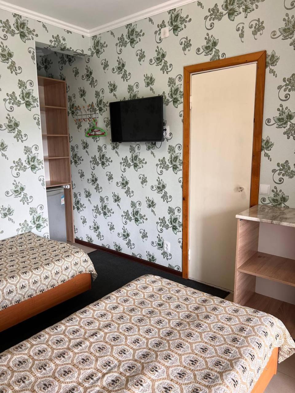 Podsolnukhi Guest House Cholpon-Ata Kültér fotó